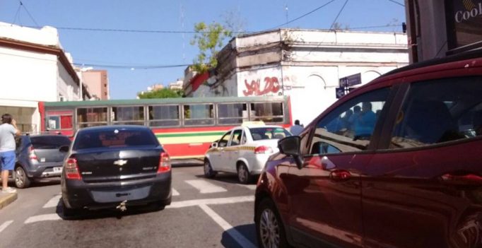 27654388_1950221645230437_7003598760491953386_n