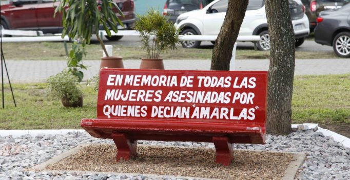 banco-rojo-web-3-1024x742